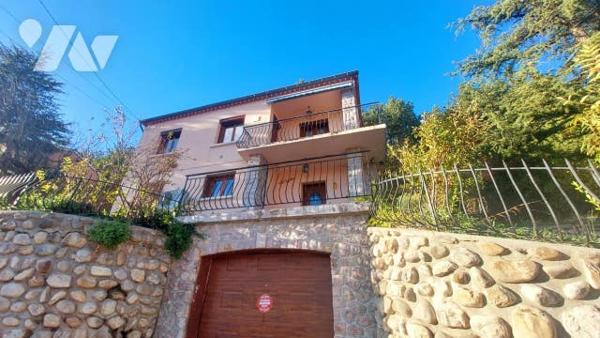 Maison T4 de 86 m2 avec garage et jardin clos cœur de village et soleil