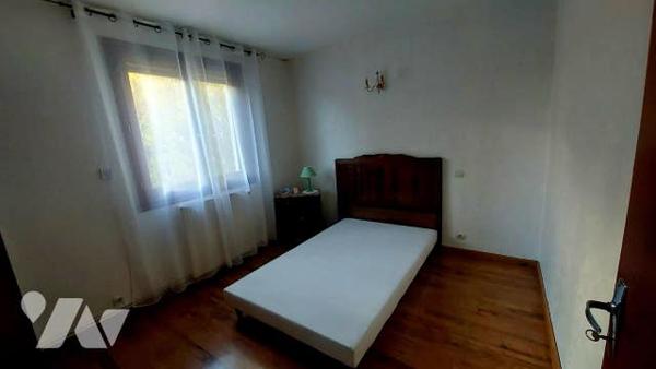 Maison T4 de 86 m2 avec garage et jardin clos cœur de village et soleil