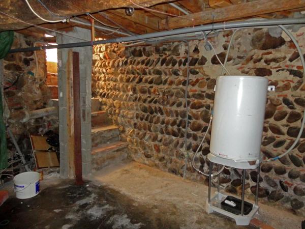 Dpt Pyrénées Orientales (66), à vendre ILLE SUR TET maison P3 de 43 m² à rénover