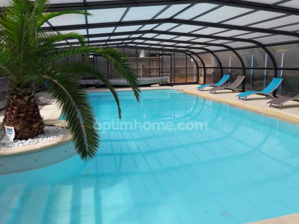 Ensemble immobilier avec bar-restaurant, gîtes et piscine – fort potentiel touristique Proche de DINAN (22)
