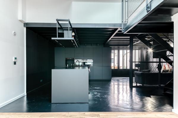 LYON 7 GERLAND. Un loft de caractère de 226m2- Ancien studio de danse réhabilité