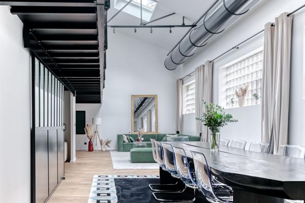 LYON 7 GERLAND. Un loft de caractère de 226m2- Ancien studio de danse réhabilité