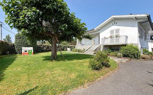 Maison à vendre    7 pièces •  Anglet