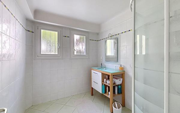 Maison à vendre    7 pièces •  Anglet