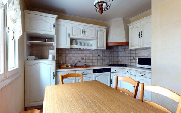 Maison à vendre    5 pièces •  Carquefou