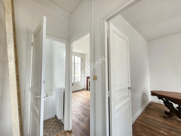 NANTERRE - Quartiers des musiciens : Maison 4 pièces avec dépendances