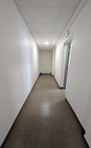 Immeuble de rapport - 21 studios meublés + 23 parkings - Hyper-centre LIMOGES (87)