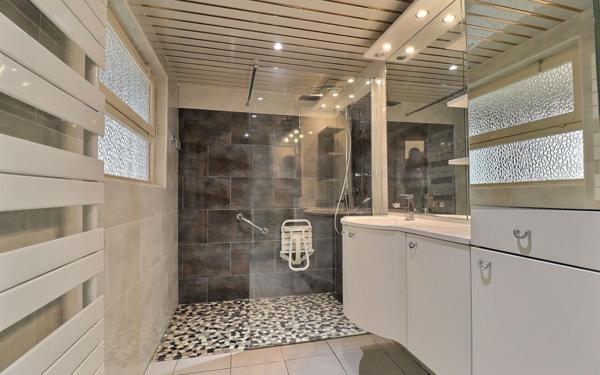 Maison à vendre    4 pièces •  Creutzwald