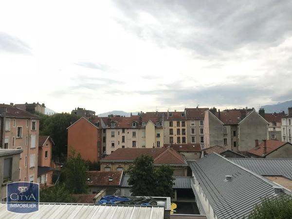 Appartement à louer 2 pièces 53.87m²