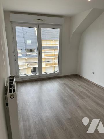 A vendre, STELLA plage, appartement au 4ème Etage, ascenseur, 3 pièces