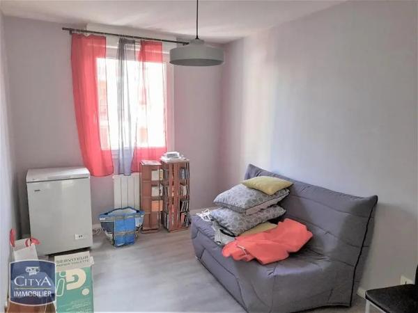 Appartement à louer 4 pièces 74.1m²