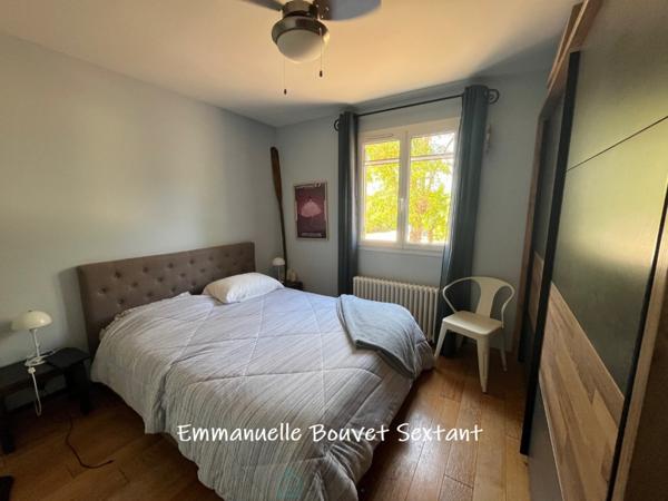 BERGERAC, jolie maison périgourdine, 202 m², 6 chambres, vie possible de plain-pied, piscine, garage, beau terrain arboré et clos