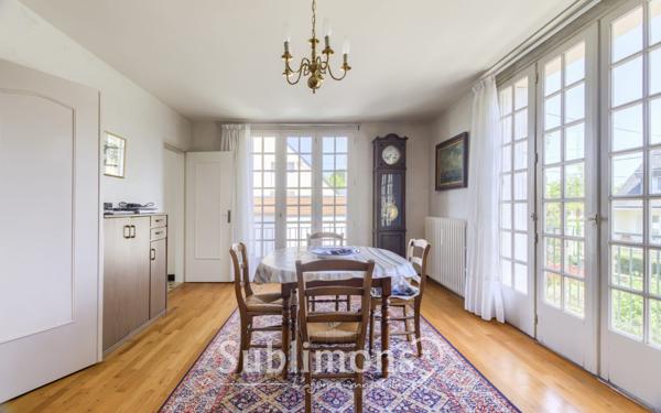 Maison 8 pièces 144 m²