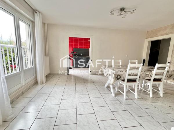 Appartement T5 100m2 avec place de parking privée