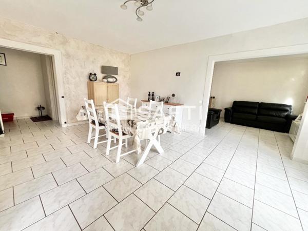 Appartement T5 100m2 avec place de parking privée