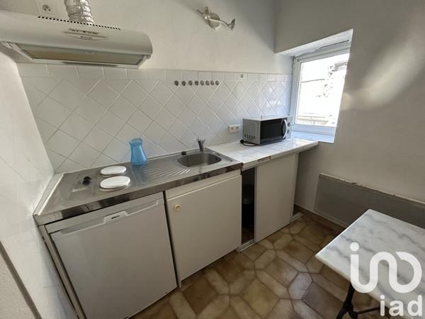 Location appartement 1 pièce 58 m² Aramon