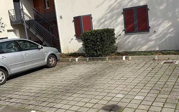 Stationnement à louer    La Teste-de-Buch