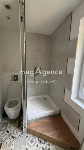 Maison à PLUNERET, 56400 - 10 pièces 217m²