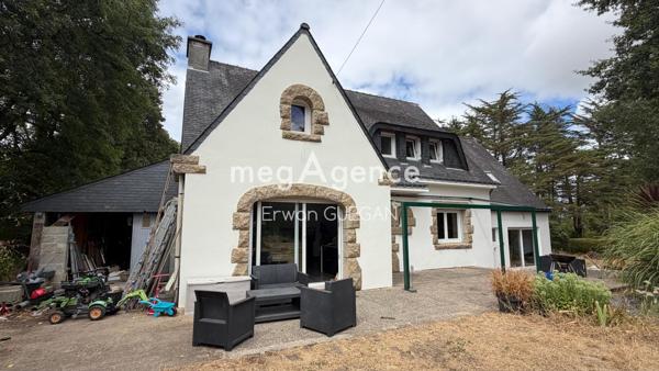 Maison à PLUNERET, 56400 - 10 pièces 217m²