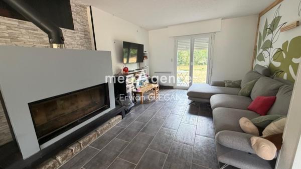 Maison à PLUNERET, 56400 - 10 pièces 217m²