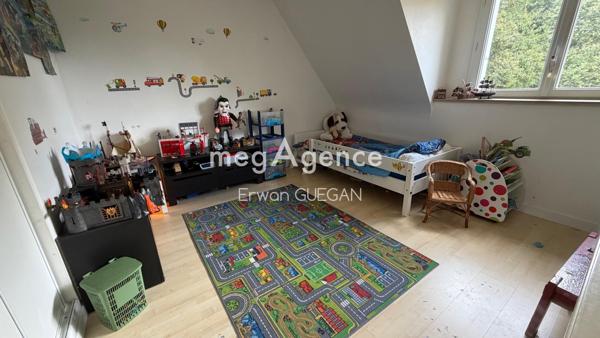 Maison à PLUNERET, 56400 - 10 pièces 217m²