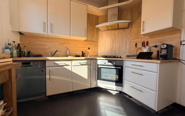 Maison à vendre    4 pièces • 91,43 m2 Roquebrune-sur-Argens