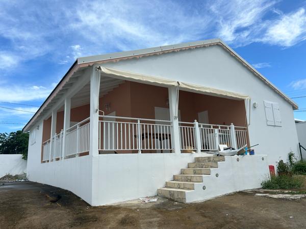 Maison 2 chambres sur 410m2 de terrain