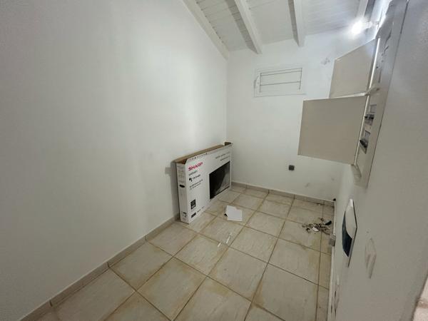 Maison 2 chambres sur 410m2 de terrain