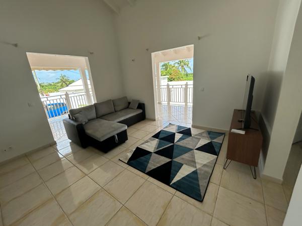 Maison 2 chambres sur 410m2 de terrain