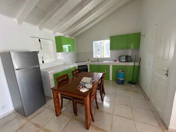 Maison 2 chambres sur 410m2 de terrain