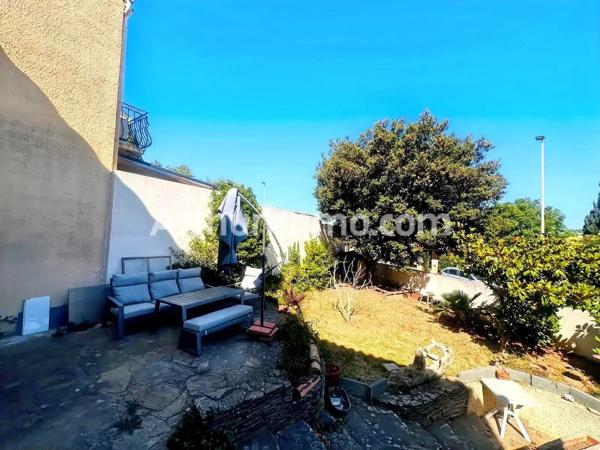 Vente                                                      Maison
                        
                     8 pièces                      136 m2                     à Béziers