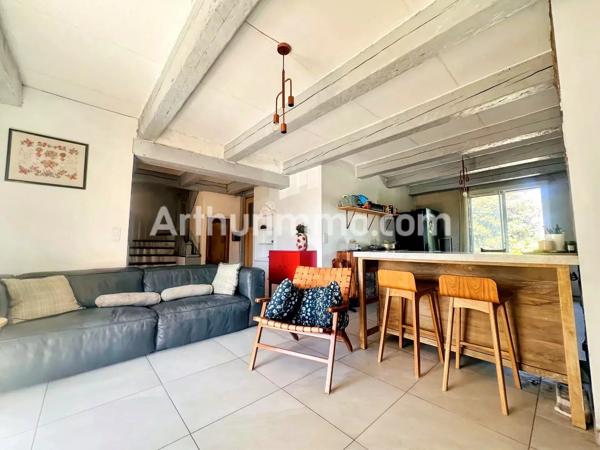 Vente                                                      Maison
                        
                     8 pièces                      136 m2                     à Béziers