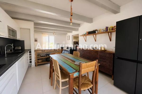 Vente                                                      Maison
                        
                     8 pièces                      136 m2                     à Béziers