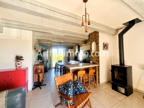 Vente                                                      Maison
                        
                     8 pièces                      136 m2                     à Béziers