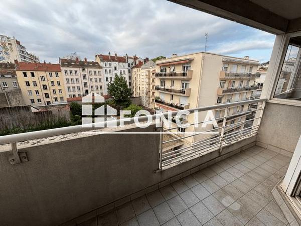Location Appartement 3 pièces 63.14 m² - 31 RUE DE L'ABONDANCE Lyon 69003