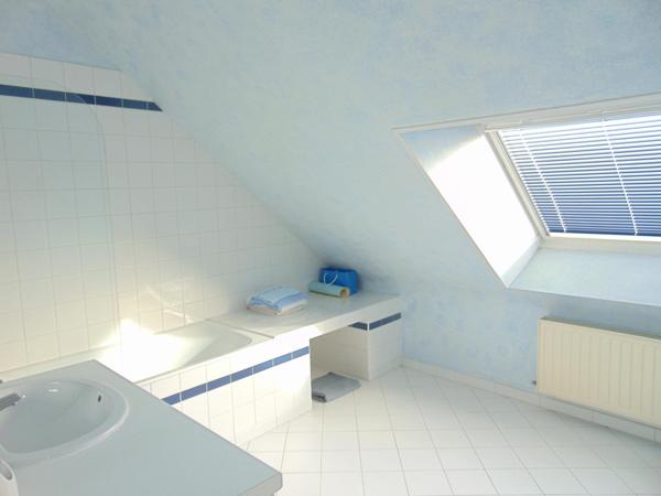 Maison de bourg, en pierre, 192 m², 5 chs, terrain 1469 m², Cerisy Belle Etoile