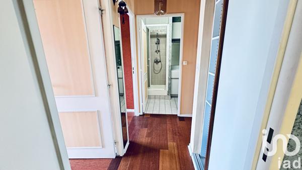 Apartment for sale 4 rooms 84 m² Courbevoie