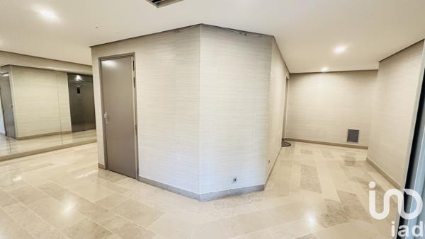 Apartment for sale 4 rooms 84 m² Courbevoie