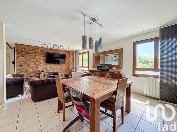 Duplex 4 pièces de 92 m² à Saint-Félix (74540)