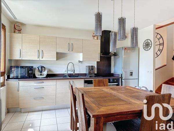 Duplex 4 pièces de 92 m² à Saint-Félix (74540)