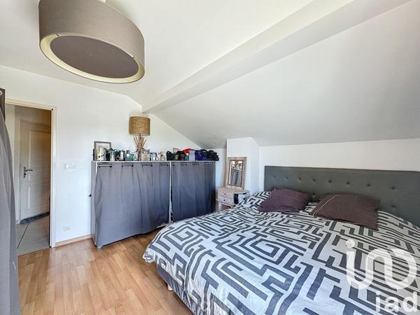 Duplex 4 pièces de 92 m² à Saint-Félix (74540)