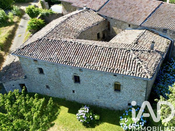 Maison à vendre 5 pièces 155 m² Saint-Cirgues-de-Prades