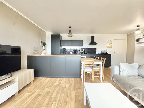 Appartement F4 à vendre  4 pièces - 84,25 m2 ATHIS MONS - 91