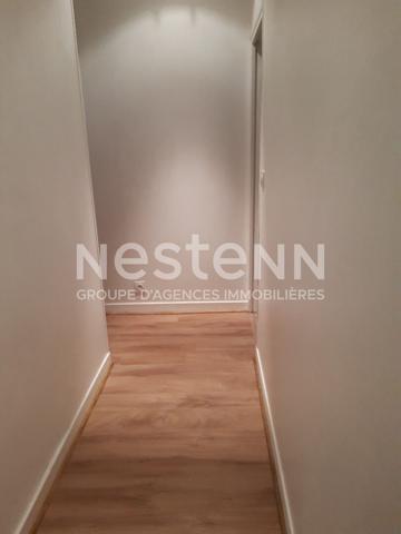 Grand  appartement T2 Bis, 1 chambre, 1 bureau, Le Mans hyper centre ville dans rue piétonne, proche cathédrale, cinéma, marché, centre ville, tram à 2 mn