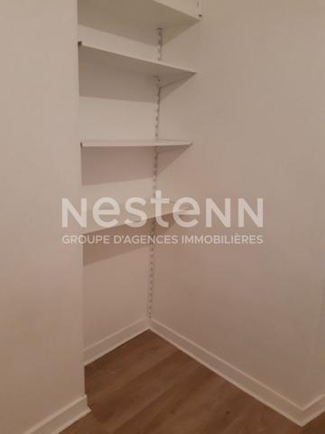 Grand  appartement T2 Bis, 1 chambre, 1 bureau, Le Mans hyper centre ville dans rue piétonne, proche cathédrale, cinéma, marché, centre ville, tram à 2 mn