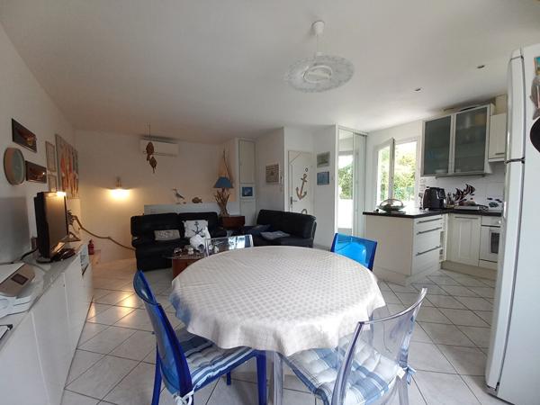 À 400 m de l'océan, charmante maison avec terrasse , Saint georges d oleron