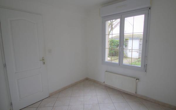 Maison à vendre    8 pièces • 118,06 m2 Saint-Jean-de-la-Ruelle