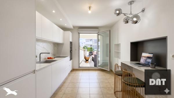 Appartement à vendre |                                       Marseille 02 |                                        3 pièces  |  68 m²