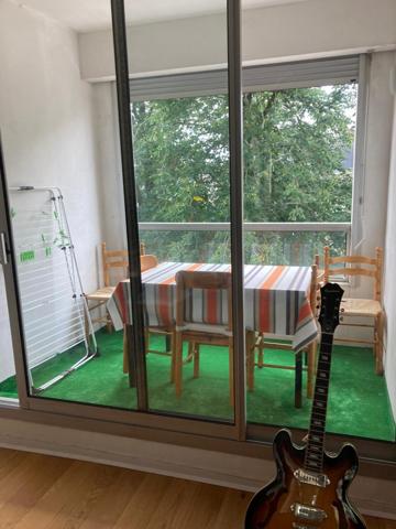 POITIERS, SQUARE DE LA REPUBLIQUE, T2 DE 41 m² AVEC PARKING