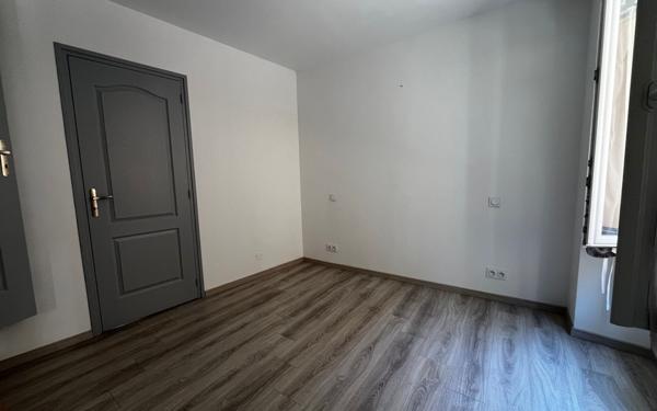 Appartement à vendre    2 pièces • 31,79 m2 Riez